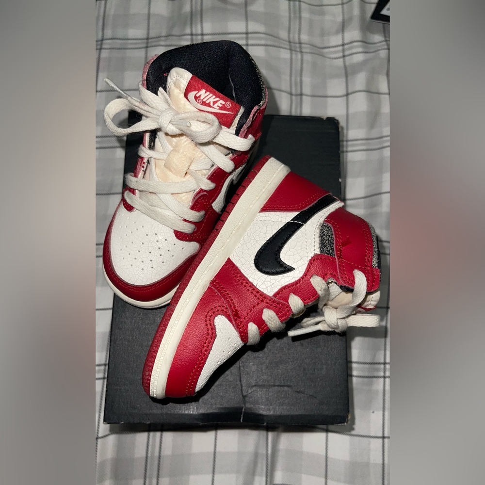Jordan 1 High TD Lost and found
